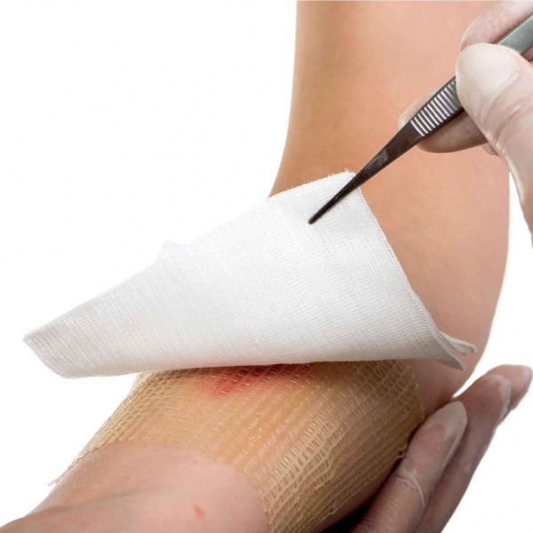 Comprese tifon nesterile 10 x 10 cm - 16 straturi - 100 buc