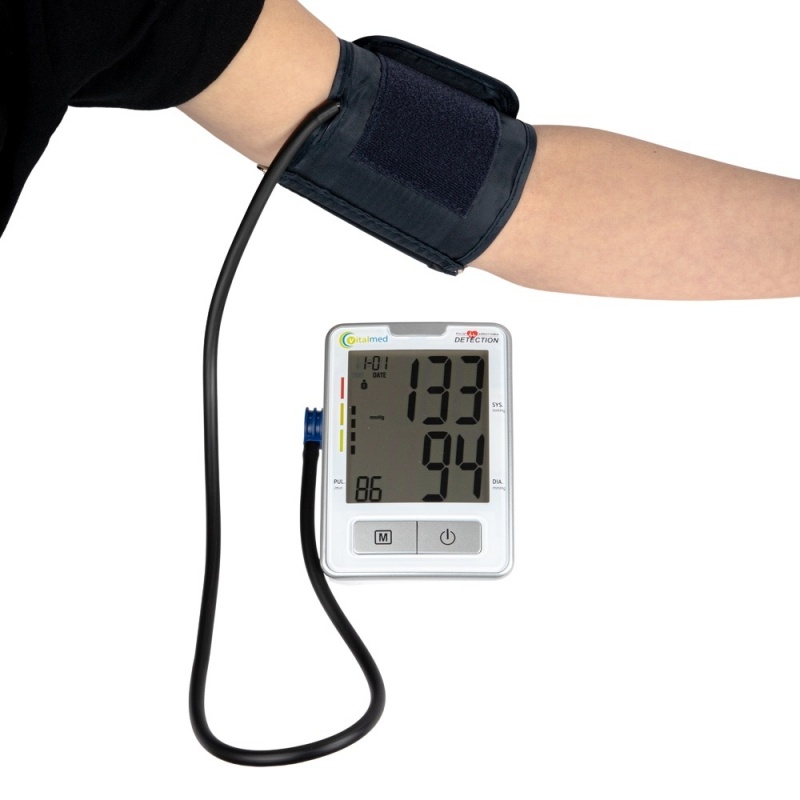 Tensiometru digital de brat VitalMed - BP126A 2
